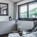 Adelka 403 Apartment